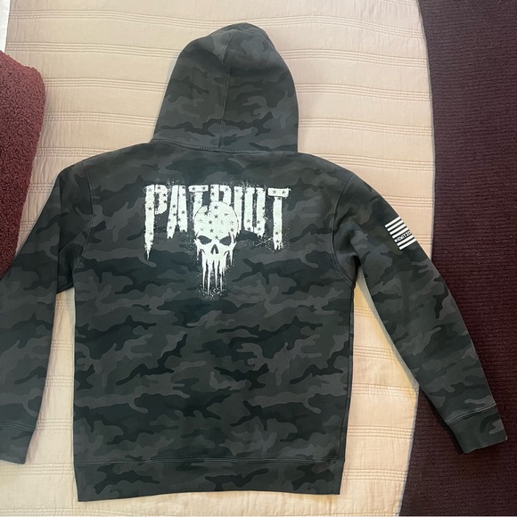 Howitzer MFG Co Camouflage Jacket Hoodie - Picture 2 of 8